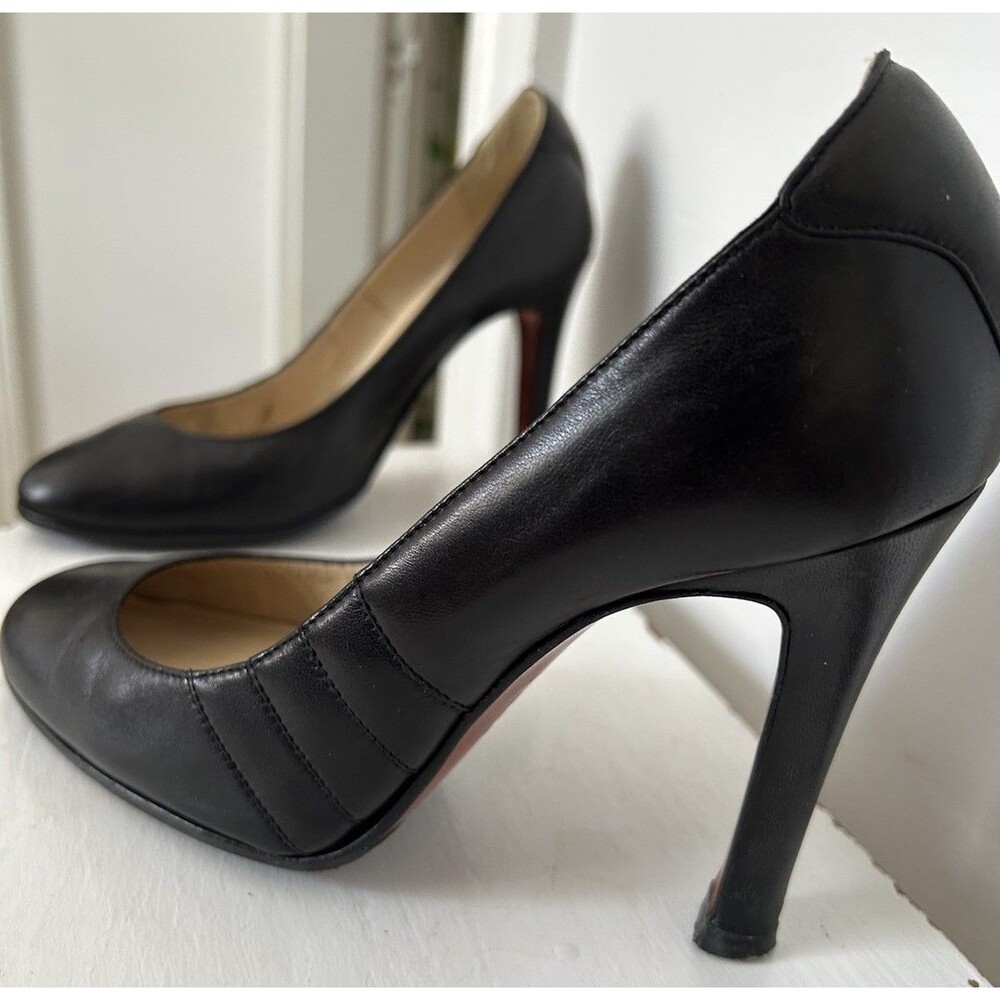 Christian Louboutin Simple Pump 100 Black Leather EU 37 US 7 4” Heels